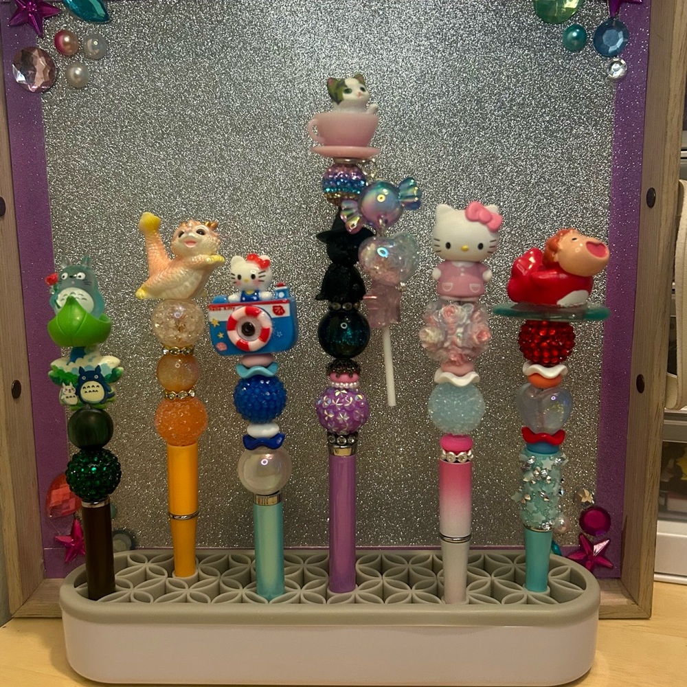 Custom pens 🖊️💕 - Picture 15 of 16